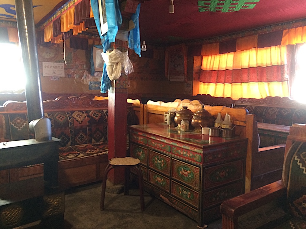 Rongbuk Restaurant / Mount Everest Tibet